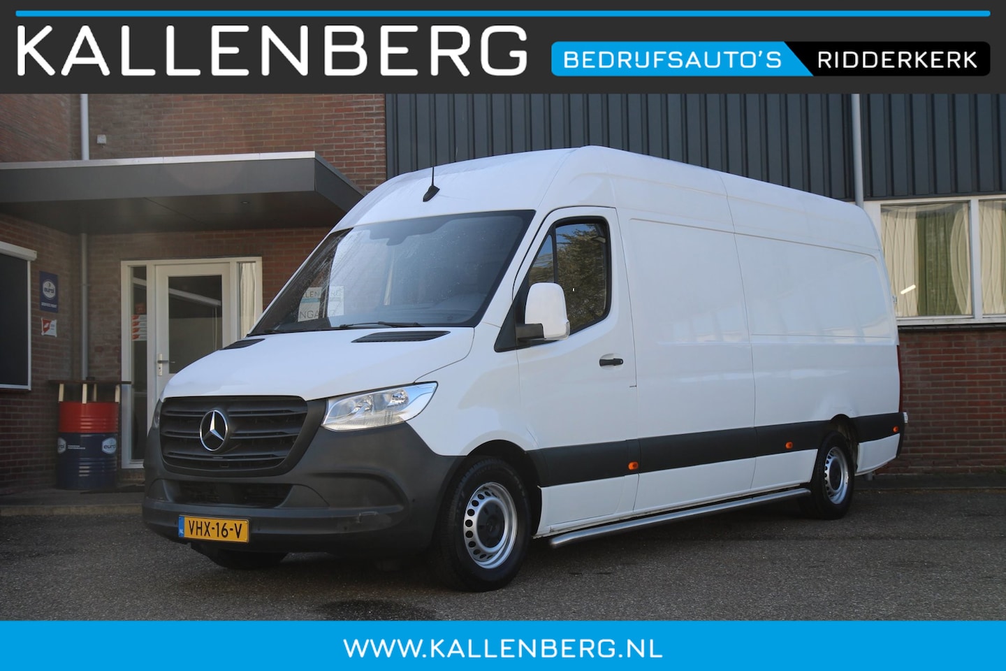 Mercedes-Benz Sprinter - 314 2.2 CDI L3H2 143PK automaat / Multi stuur / Camera / 3 zits - AutoWereld.nl