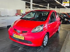 Toyota Aygo - 1.0-12V/AIRCO/5-DEURS/NIEUWE APK BIJ VERKOOP/