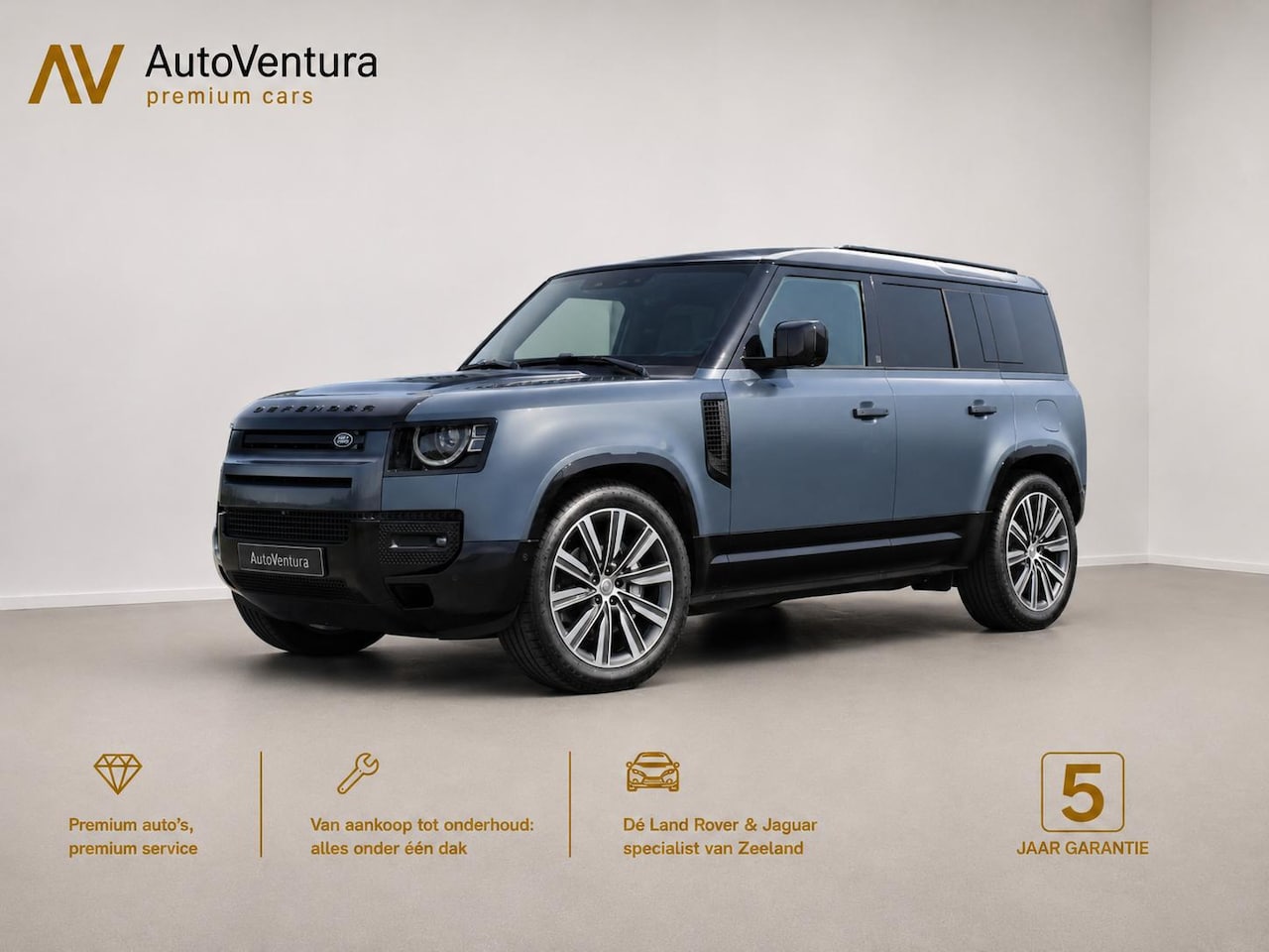 Land Rover Defender 110 - 2.0 P300e 110 X-Dynamic l 6 Persoons l Schuif- /kantel Pano l Adapt. Cruise l Black Pack - AutoWereld.nl