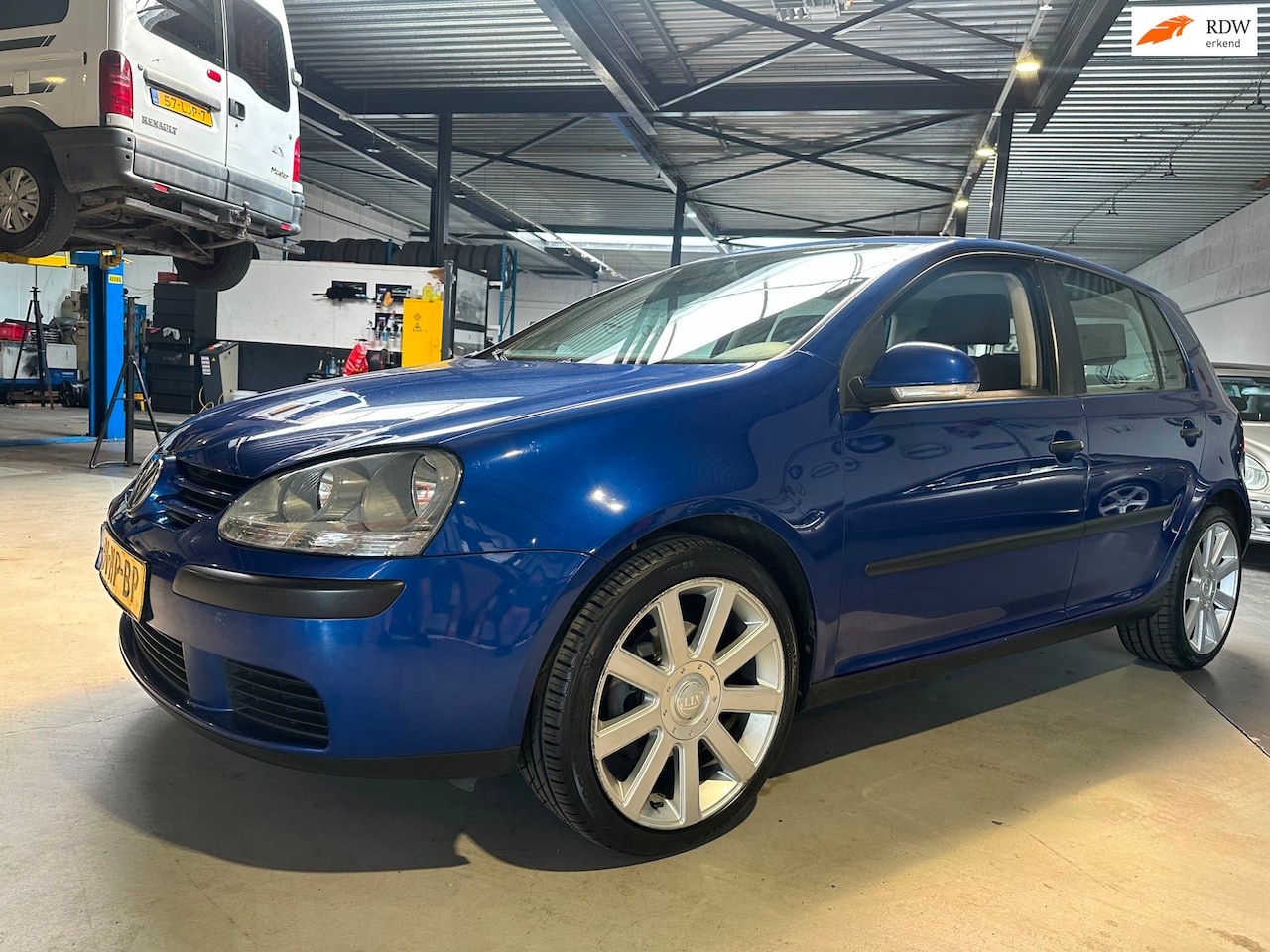 Volkswagen Golf - 1.4 Trendline Business/ 1e eigenaar/Airco/Apk nieuw bij aflevering - AutoWereld.nl