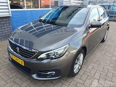 Peugeot 308 - 1.2 PureTech Blue Lease Premium