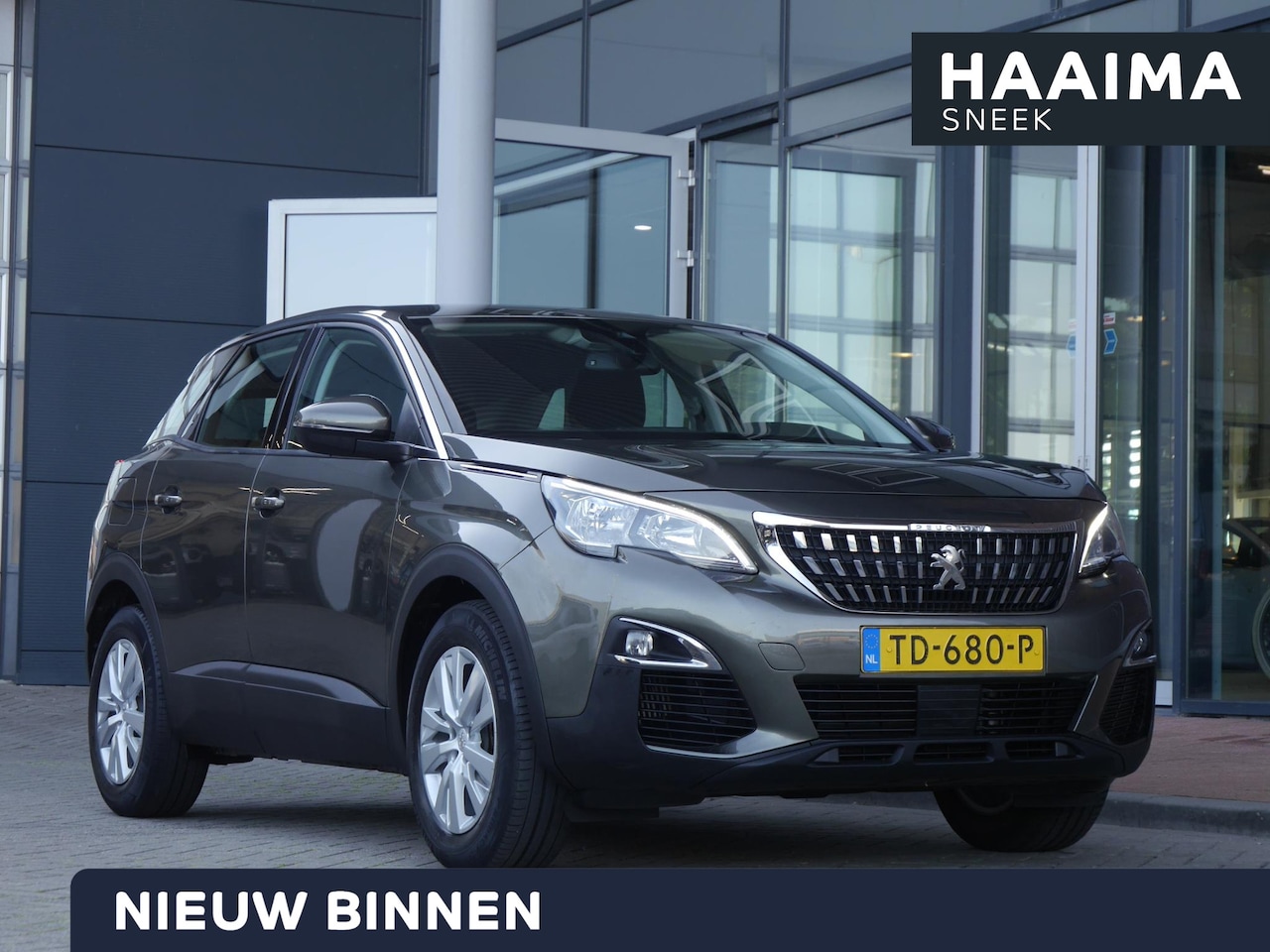 Peugeot 3008 - 1.2 PureTech Blue Lease Executive | Trekhaak | Navigatie | Climate control | Lichtmetalen - AutoWereld.nl