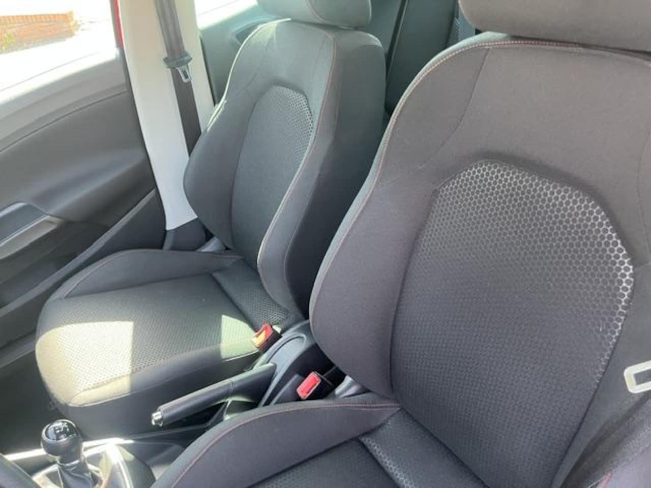 SEAT Ibiza - 1.2 TSI FR nwe LMV,navi, cruise, ECC, 1 jaar Bovag