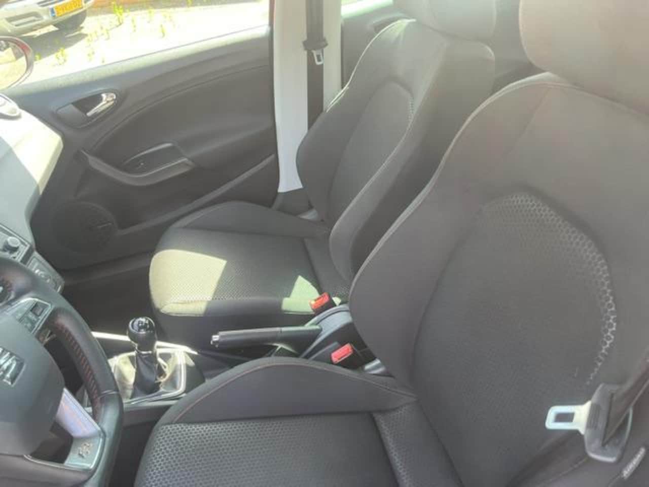 SEAT Ibiza - 1.2 TSI FR nwe LMV,navi, cruise, ECC, 1 jaar Bovag