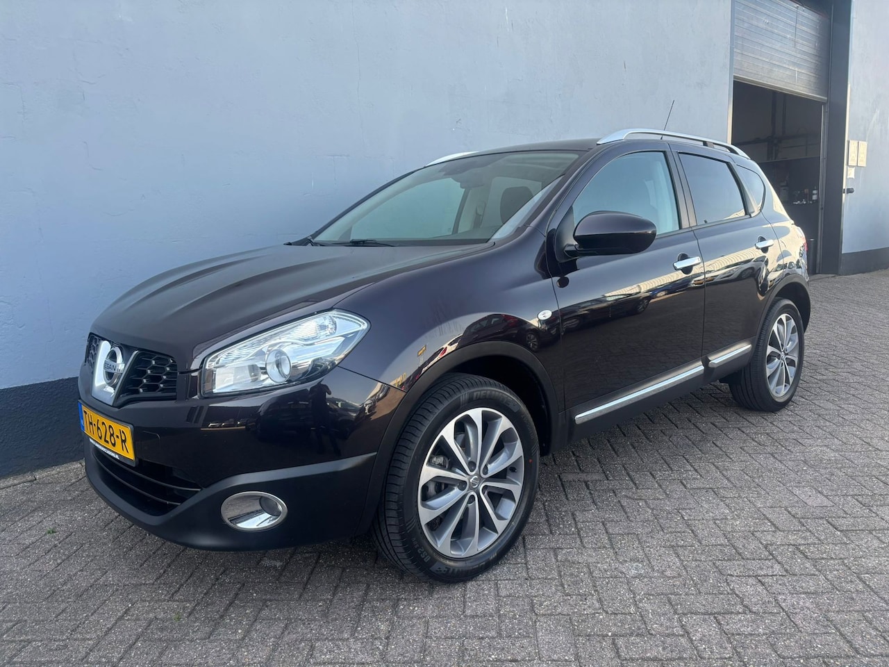 Nissan Qashqai - 2.0 Acenta - Panorama Dak - Navigatie - AutoWereld.nl