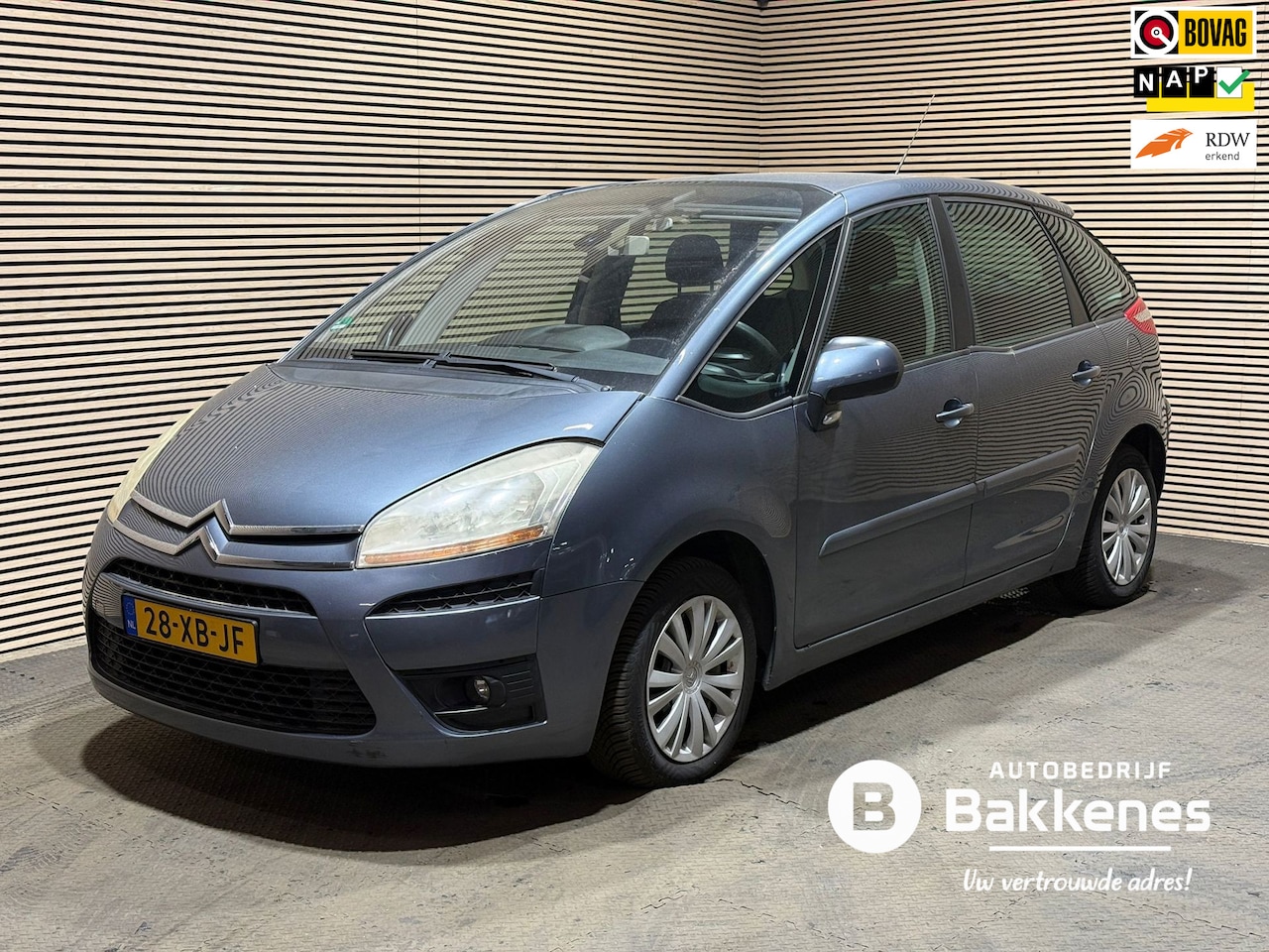 Citroën C4 Picasso - 1.8-16V Ambiance | LEES TEKST | APK 06-2027 - AutoWereld.nl