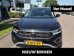 Volkswagen T-Roc - 1.5 TSI Life Business 150 PK| Navigatie | Climatronic | Stoelverwarming | Parkeersensoren