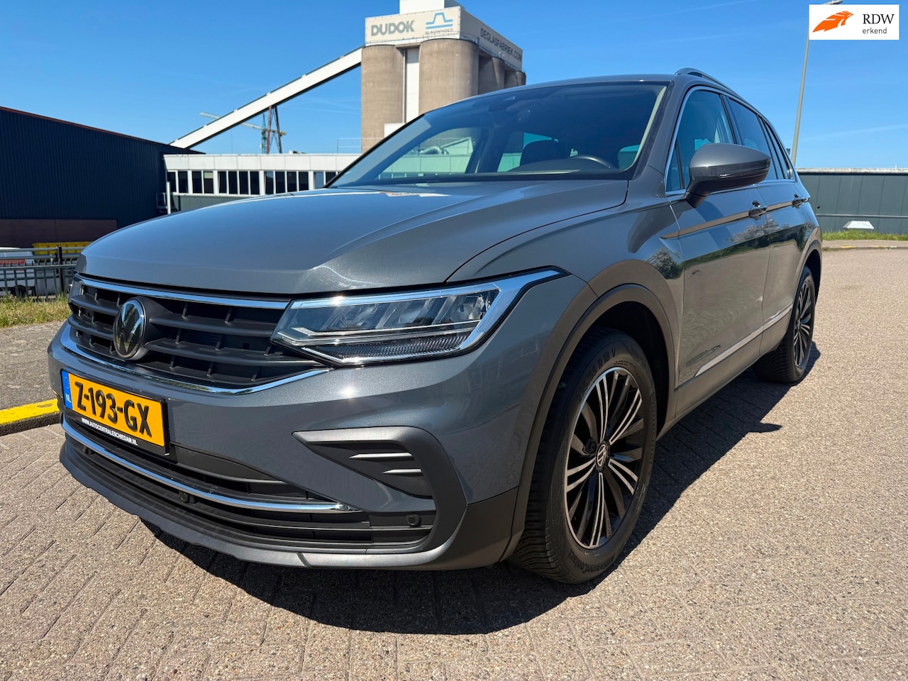 Volkswagen Tiguan - 1.5 TSI Business_Line_AUTOMAAT_NAVI__AKTIE PRIJS!! - AutoWereld.nl