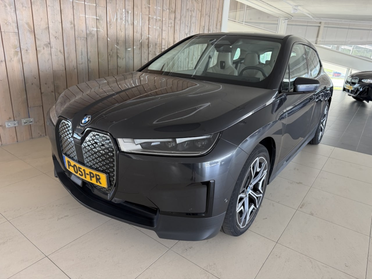 BMW iX - xDrive40 Executive - AutoWereld.nl