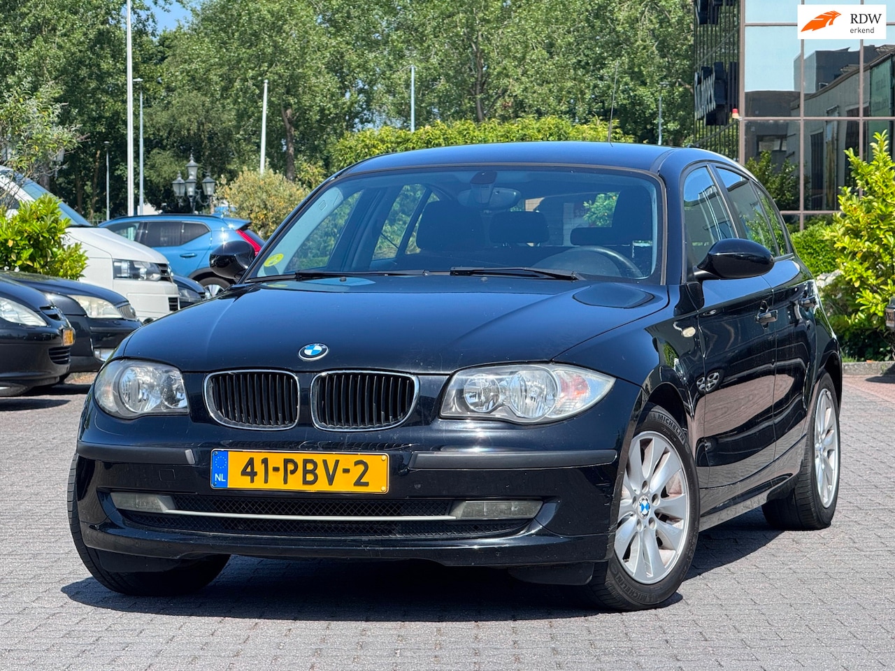 BMW 1-serie - 116i | Stoelverwarming | Airco | Elektrische ramen en spiegels - AutoWereld.nl