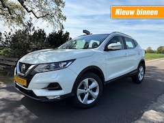 Nissan Qashqai - 1.3 DIG-T BUS. ED. / AUTOMAAT / PANO / VOLL