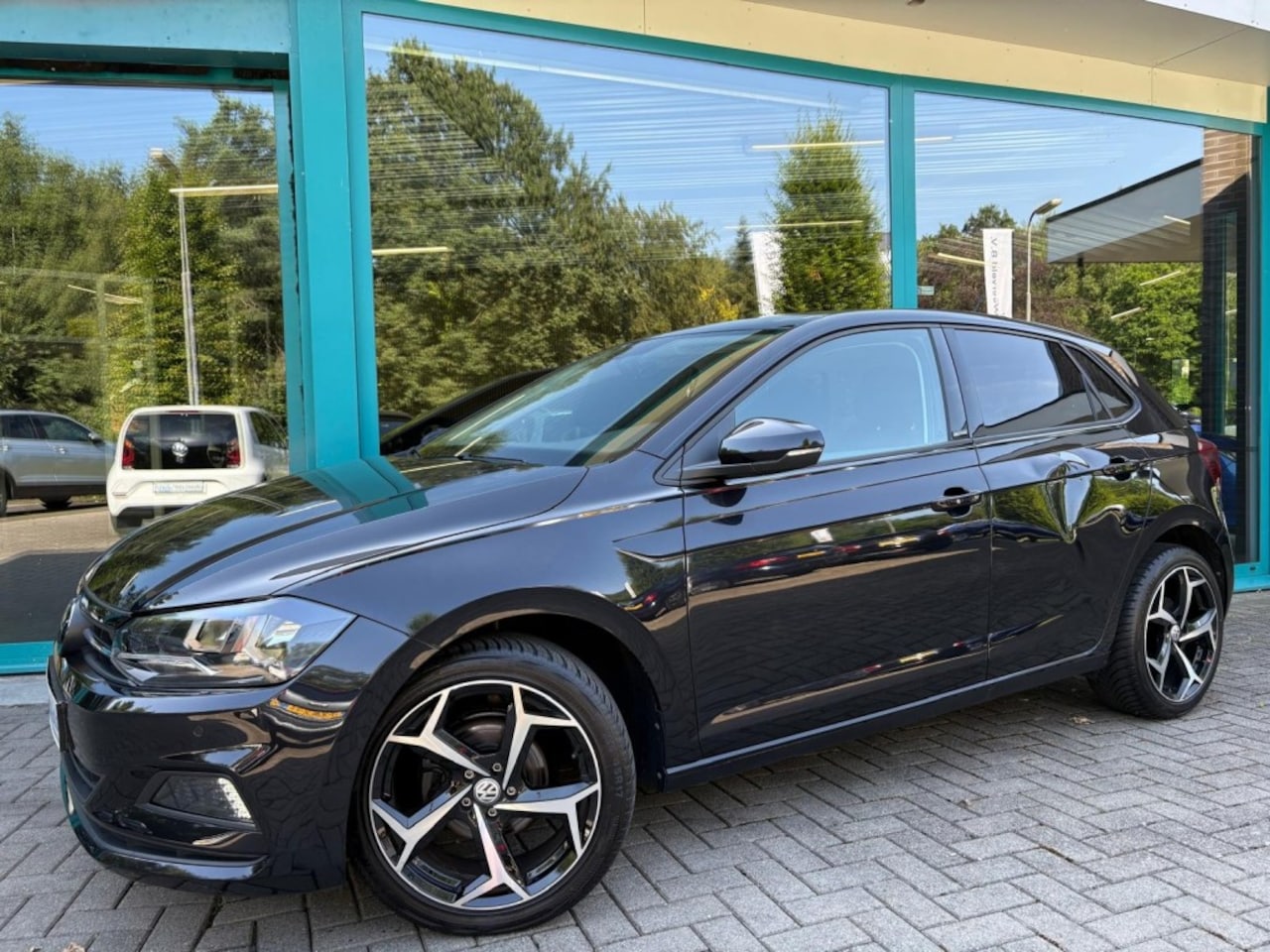 Volkswagen Polo - 1.0 TSI ACTIVE CarPlay, Navi, Climate, 17Inch, LED - AutoWereld.nl