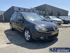 Volkswagen Golf - 1.2 TSI Highline BlueMotion Team