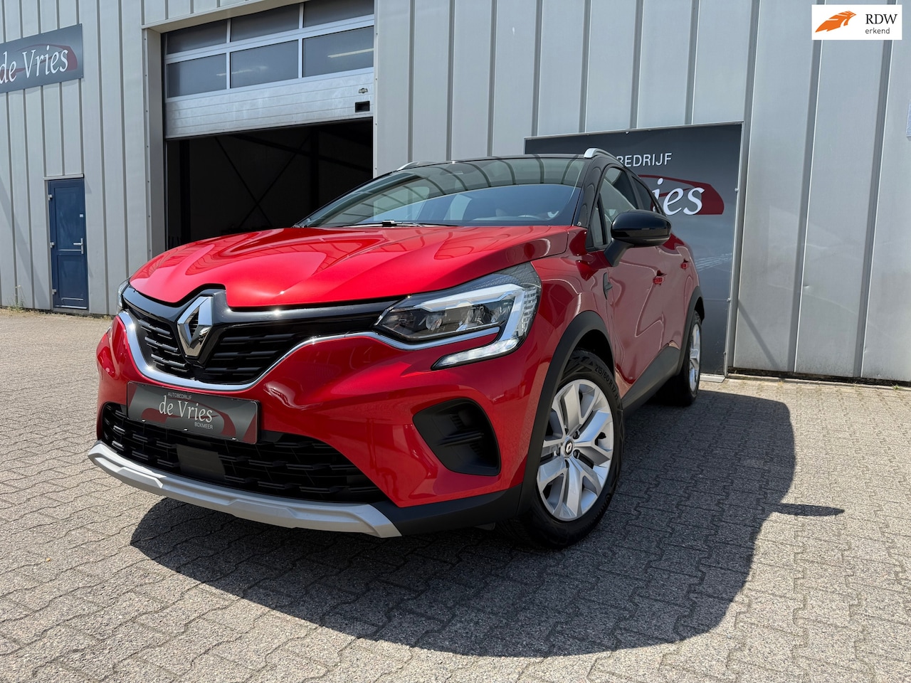 Renault Captur - 1.3 TCe 140 Zen / Airco / Navi / Keyless entree / PDC / - AutoWereld.nl