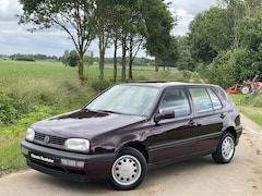 Volkswagen Golf - MKIII 1.8 SAVOY AUTOMAAT 1994