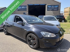 Volkswagen Golf - 1.6 TDI Highline BlueMotion