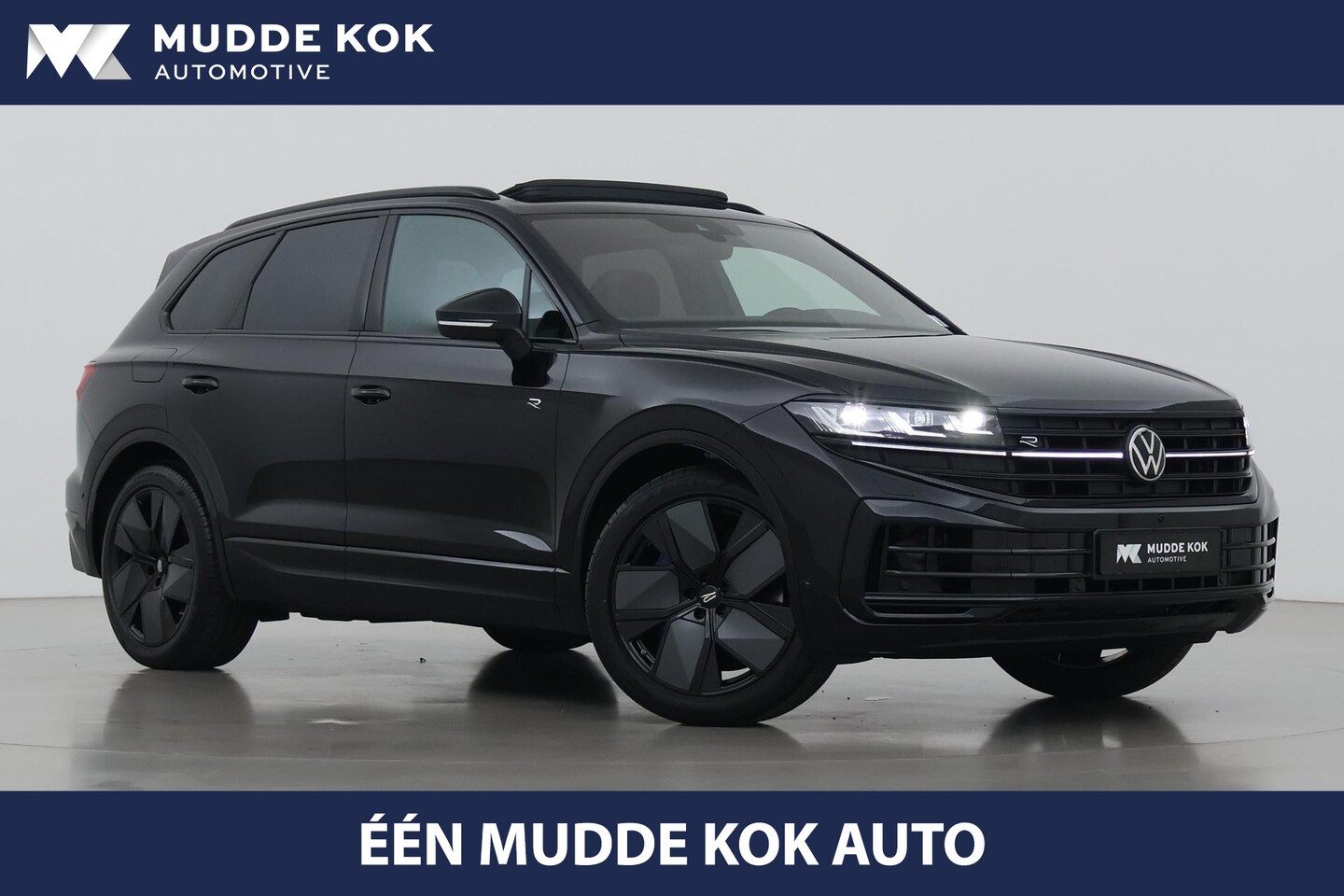 Volkswagen Touareg - 3.0 TSi eHybrid 4MOTION R | FINAL EDITION | Luchtvering | Trekhaak | Panoramadak | Dynaudi - AutoWereld.nl