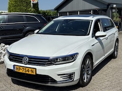 Volkswagen Passat Variant - 1.4 TSI GTE Highline 2015 WIt Pano Leer Trekhaak