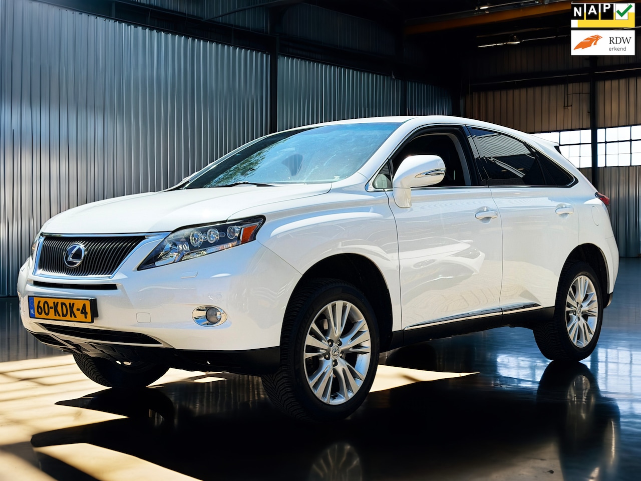 Lexus RX 450h - 4WD Executive Stoelverkoeling_Camera_Navi_Parel - AutoWereld.nl
