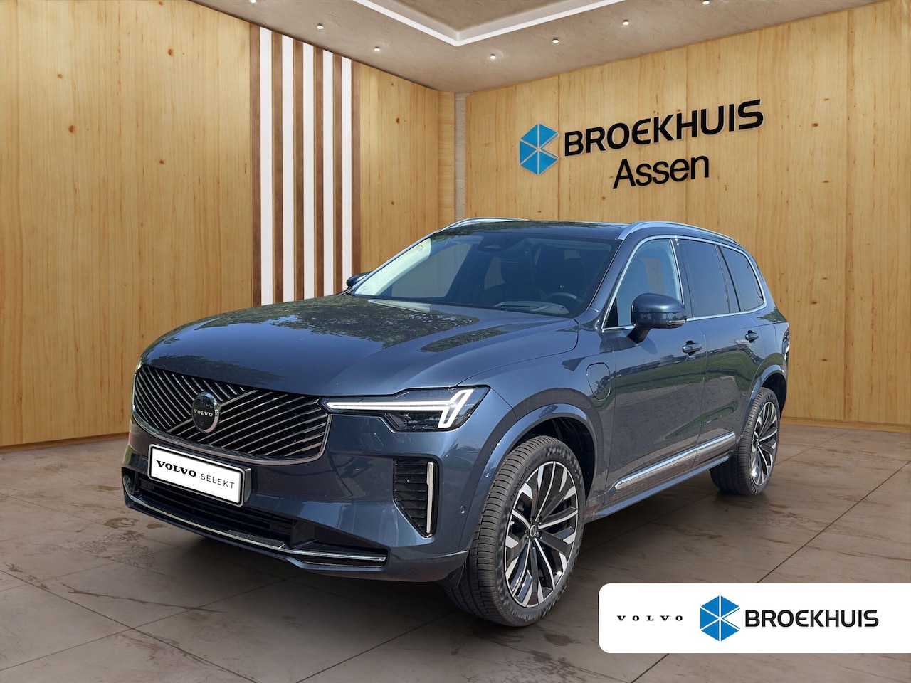 Volvo XC90 - 2.0 T8 Plug-in hybrid AWD Ultra Bright | 360 Camera | Luchtvering | 21 inch LM | Panorama - AutoWereld.nl