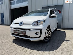 Volkswagen Up! - 1.0 BMT cross up / Airco / Bluetooth / Stoelver. /