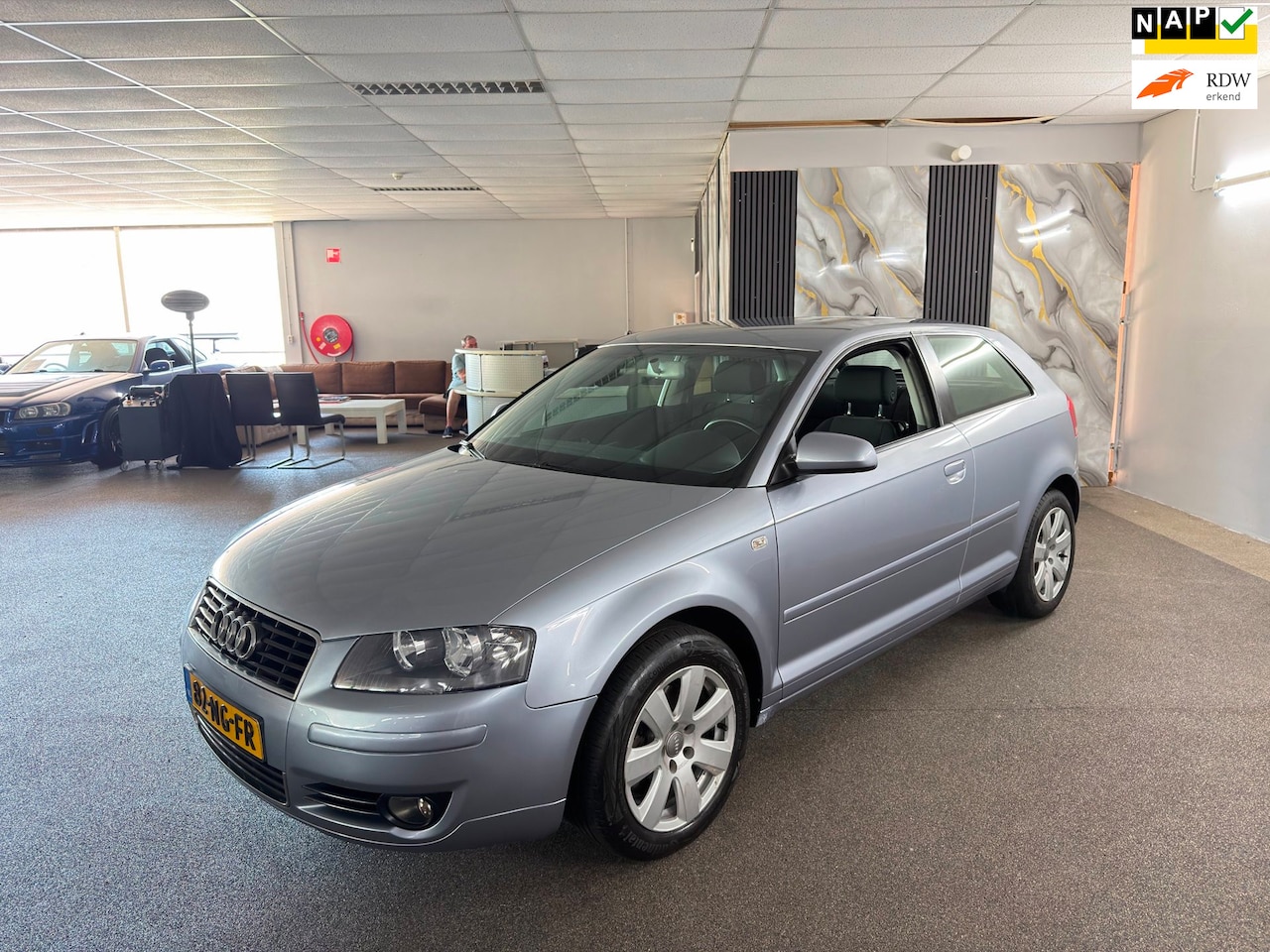 Audi A3 - 2.0 FSI Automaat,Unieke kilometers,Cruise,Clima,Parksensor,N.A.P,Lm velgen,2 sleutels+boek - AutoWereld.nl