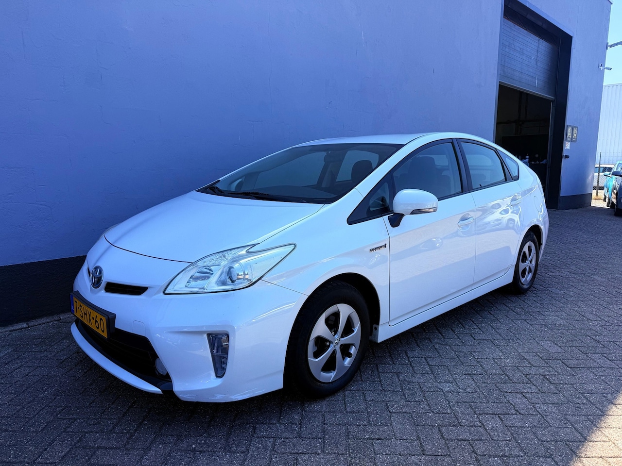 Toyota Prius - 1.8 Comfort - Trekhaak - AutoWereld.nl
