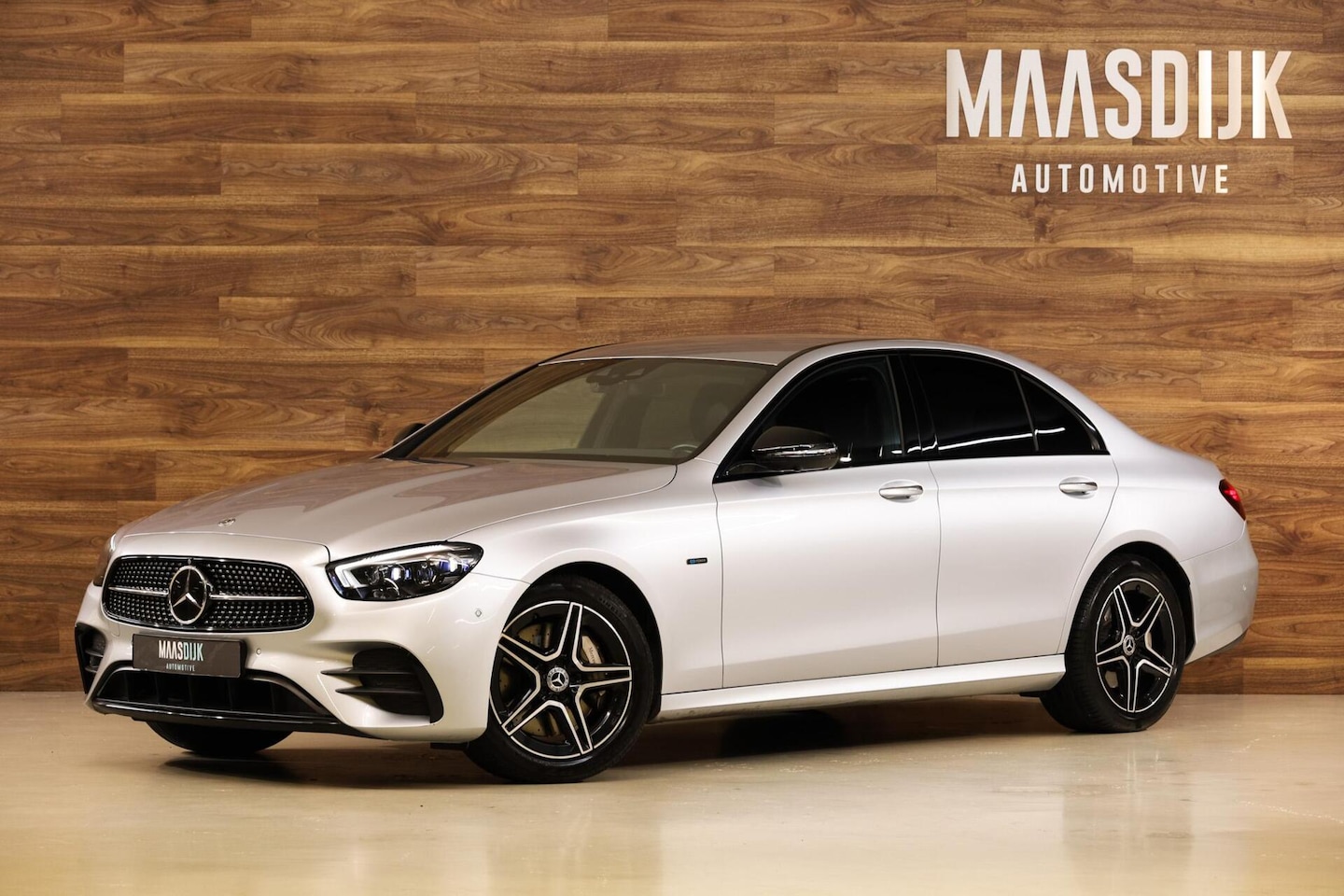 Mercedes-Benz E-klasse - 300 e AMG Line 300 e AMG Line - AutoWereld.nl