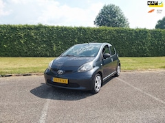 Toyota Aygo - 1.0-12V