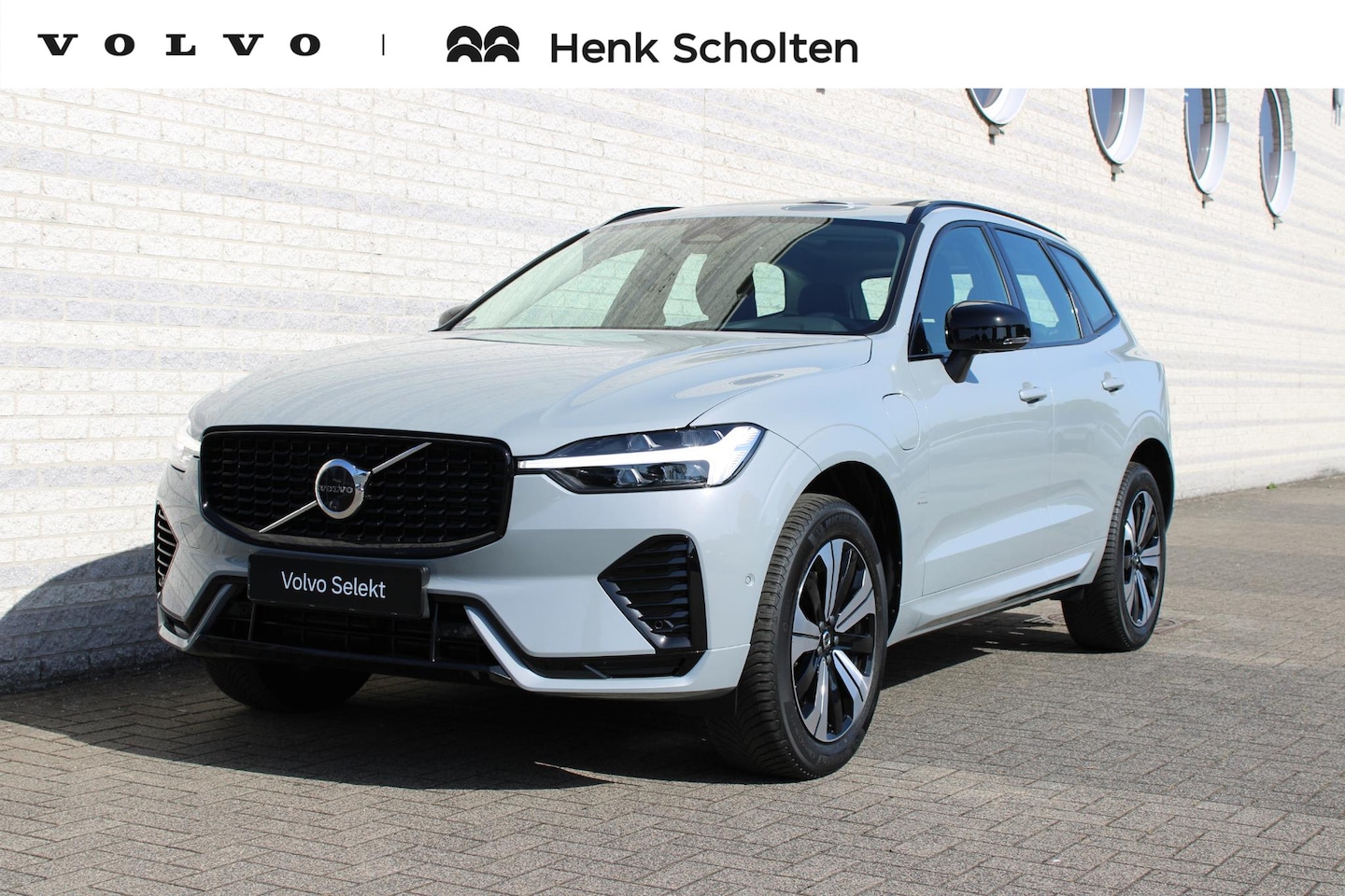 Volvo XC60 - 2.0 T6 Plug-in hybrid AWD Plus Dark 2.0 T6 Plug-in hybrid AWD Plus Dark - AutoWereld.nl