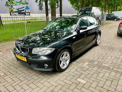 BMW 1-serie - 116i Business line INRUIL KOOPJE CLIMATE CONTROL LM VELGEN CV RADIO CD/MP3