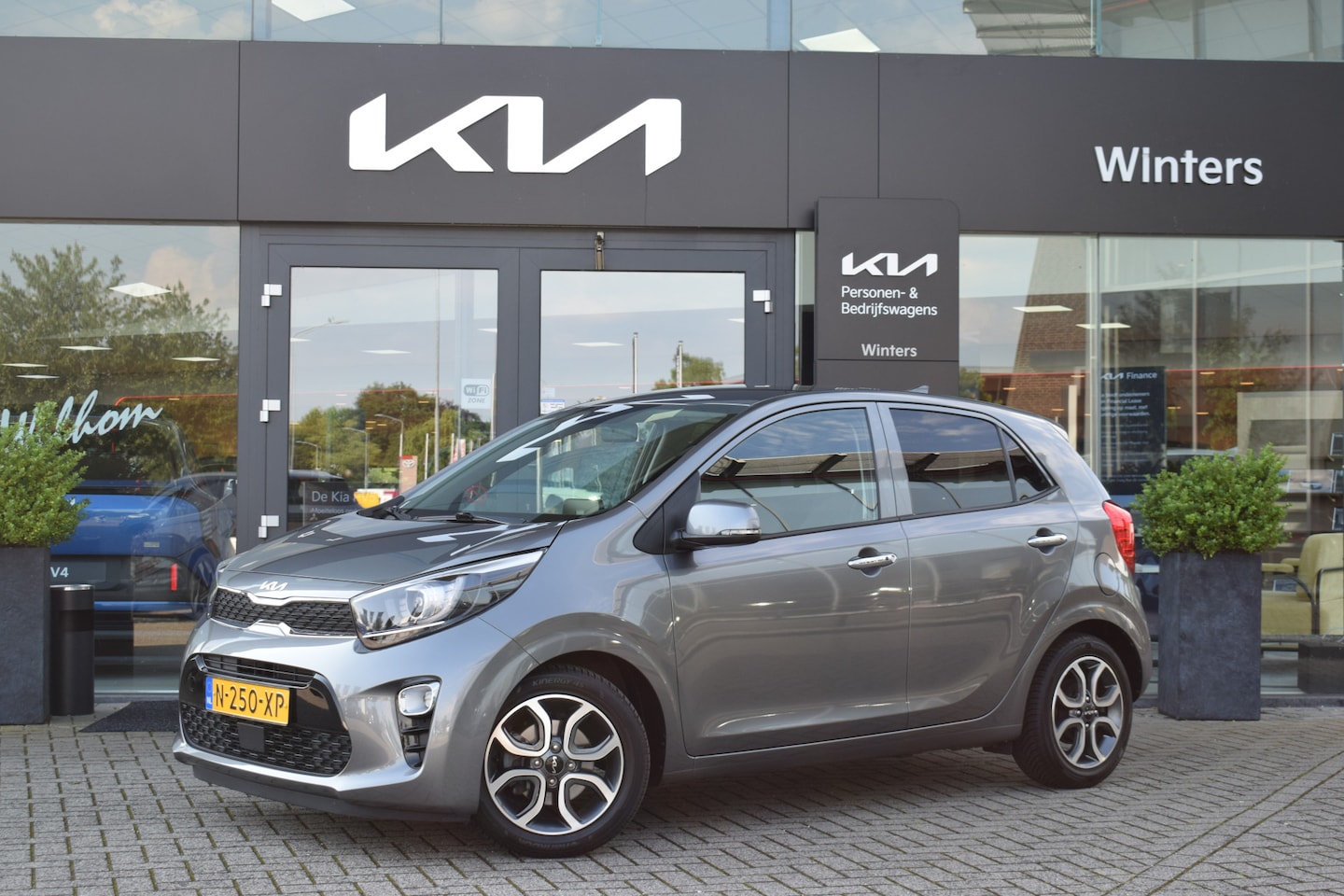 Kia Picanto - 1.0 DPi DynamicPlusLine | Apple Carplay & Android Auto | Camera | Climate Control | Naviga - AutoWereld.nl