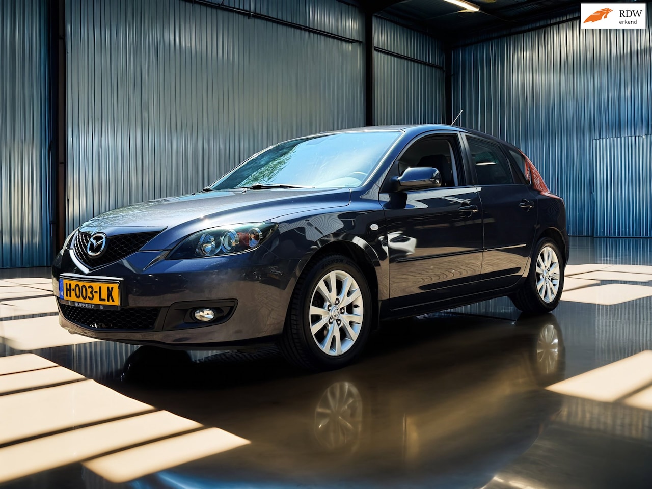 Mazda 3 - 1.6 S-VT Touring Carplay_Arico_Rijdt uitstekend - AutoWereld.nl