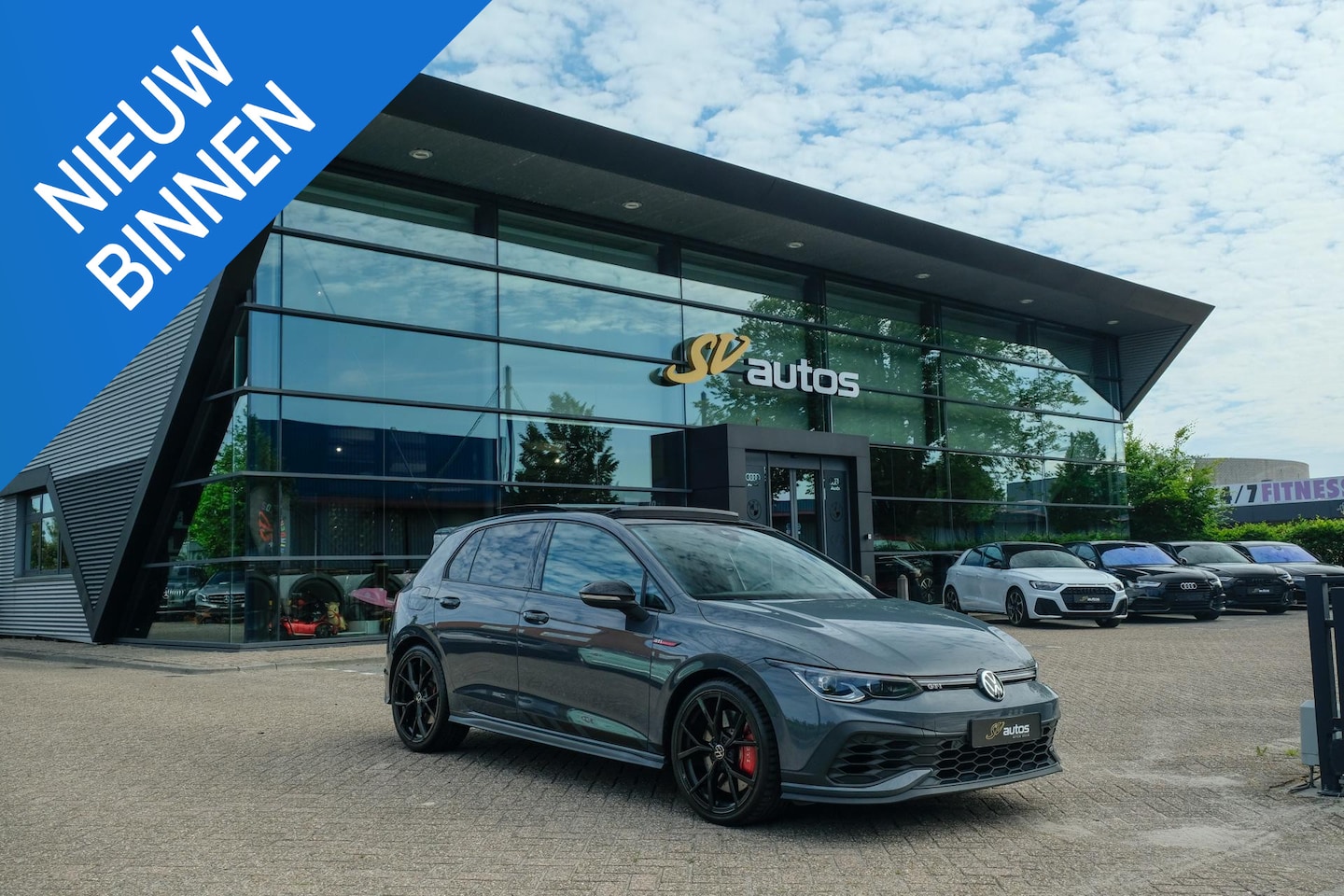 Volkswagen Golf - 8 GTI Clubsport 2.0 TSI 300pk Panoramadak IQ light Camera 19" LMV - AutoWereld.nl