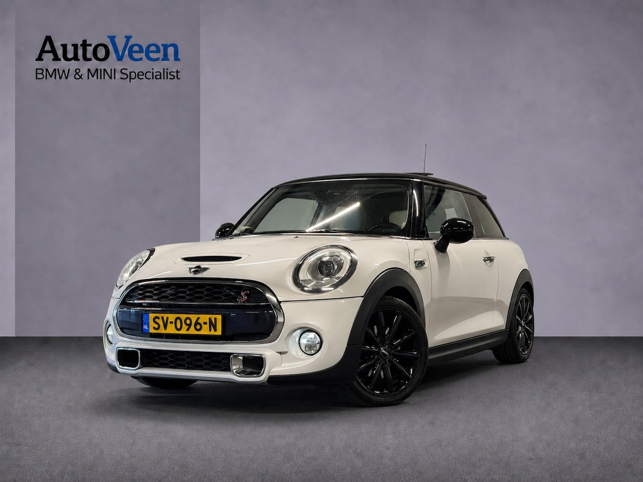 MINI 3-Deurs - 2.0 Cooper S Chili Serious Business (PANO, H&K AUDIO, LEDER, CRUISE, NAVI) - AutoWereld.nl