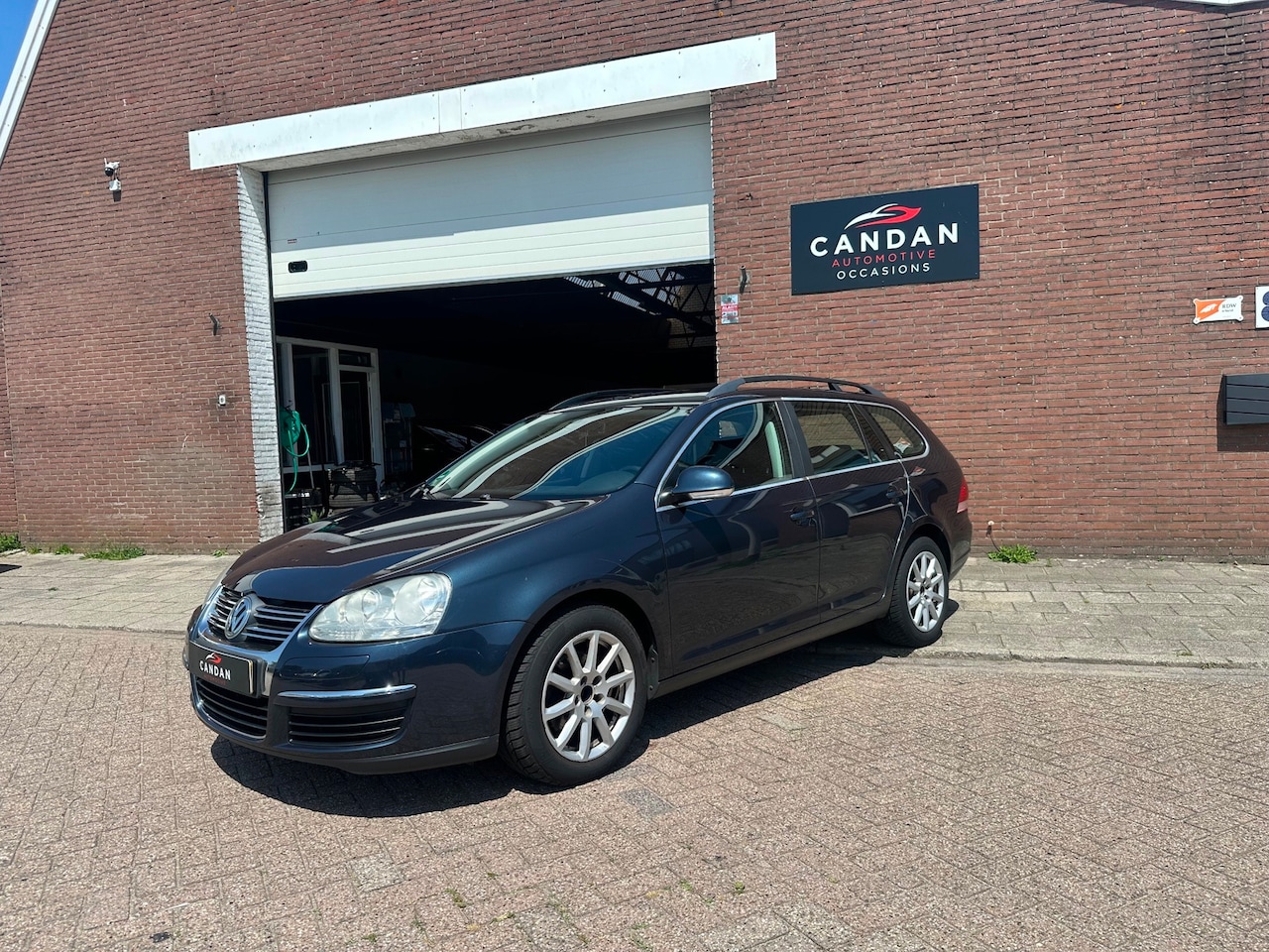 Volkswagen Golf Variant - 1.6 Comfortline Business | Airco | Cruisecontrol | Elektrische Ramen - AutoWereld.nl