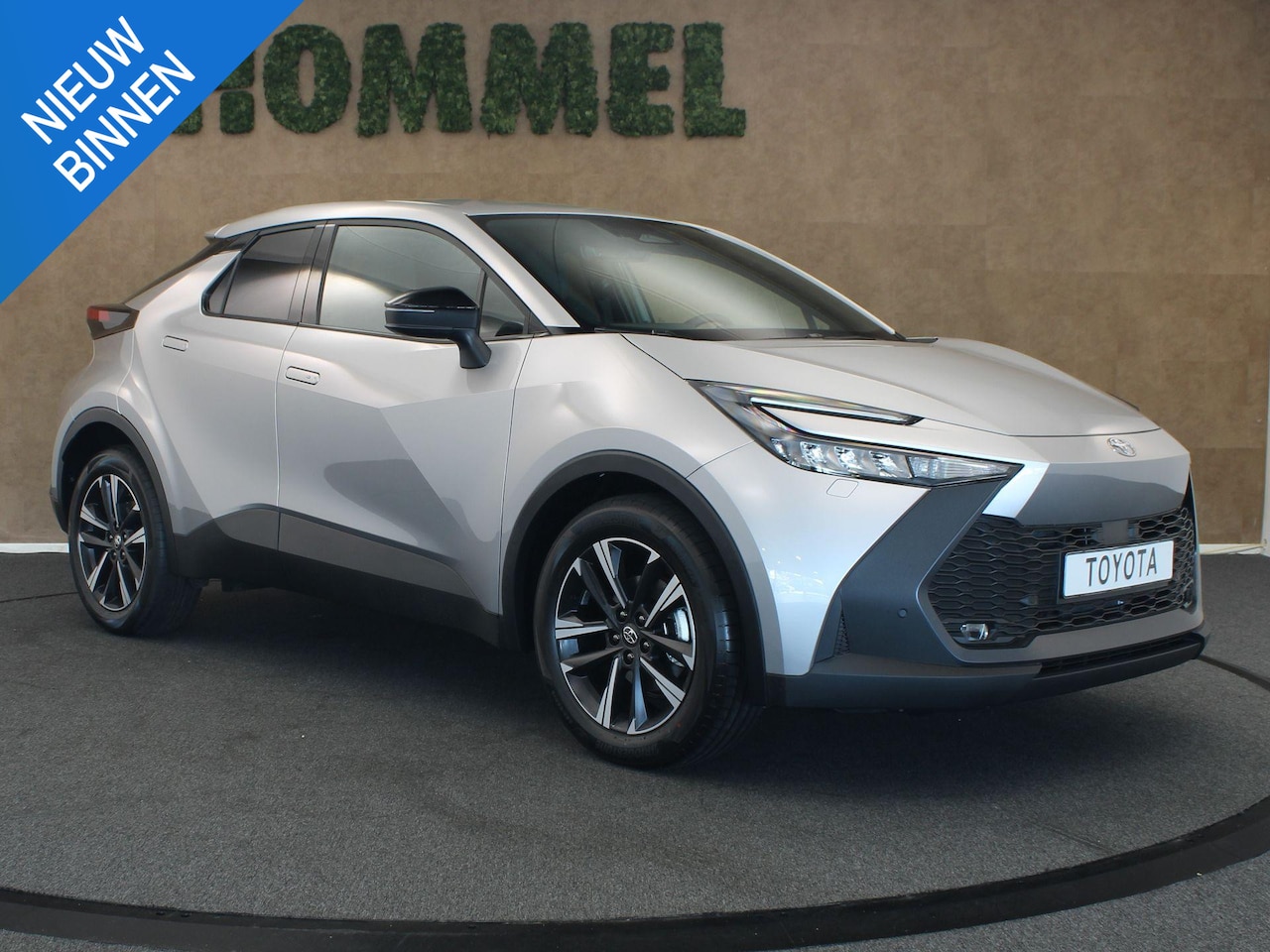 Toyota C-HR - 1.8 Hybrid 140 Dynamic - ACHTERUITRIJCAMERA - AUTOMATISCHE AIRCO - APPLE CARPLAY/ANDROID A - AutoWereld.nl