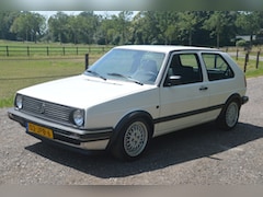 Volkswagen Golf - 2 1.8 solex carbs belastingvrij