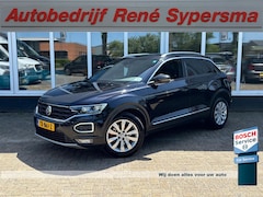 Volkswagen T-Roc - 1.0 TSI Sport | Apple Carplay | Leer | Stoelverwarming | Achterruitrijcamera | Adaptieve C