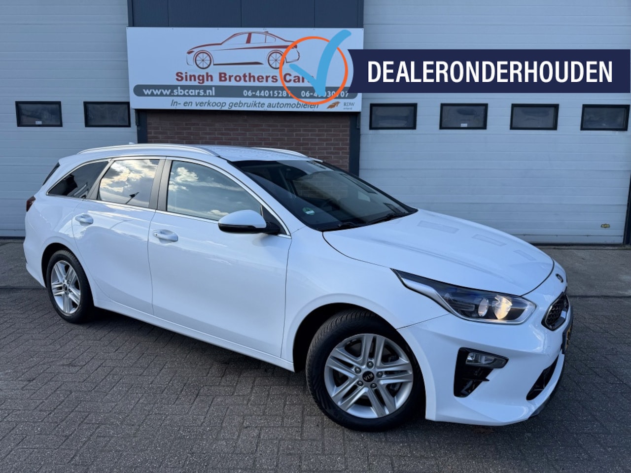 Kia Cee'd Sportswagon - Ceed 1.5 T-GDi Dyn.P MHEV AUT KEYLEES CAMERA LEER INRUIL MOG!!! - AutoWereld.nl