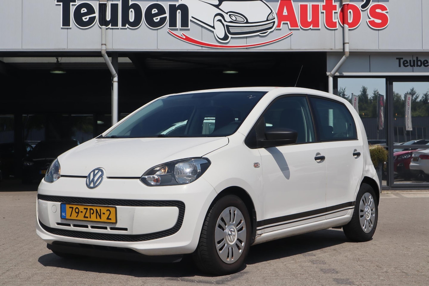 Volkswagen Up! - 1.0 take up! BlueMotion | Airconditioning | Lichte schade - AutoWereld.nl