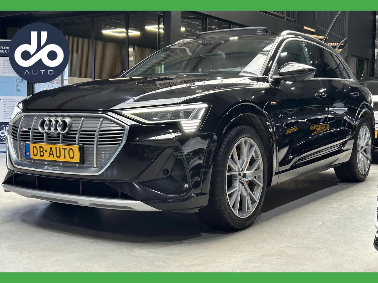 Audi e-tron - e-tron 55 quattro advanced 95 kWh - AutoWereld.nl