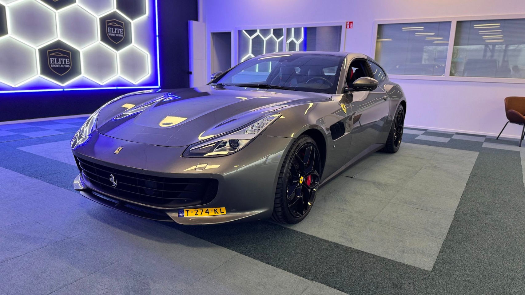 Ferrari GTC4 - T 3.9 V8 I Pano-dak I Lift I Passenger Disp I - AutoWereld.nl