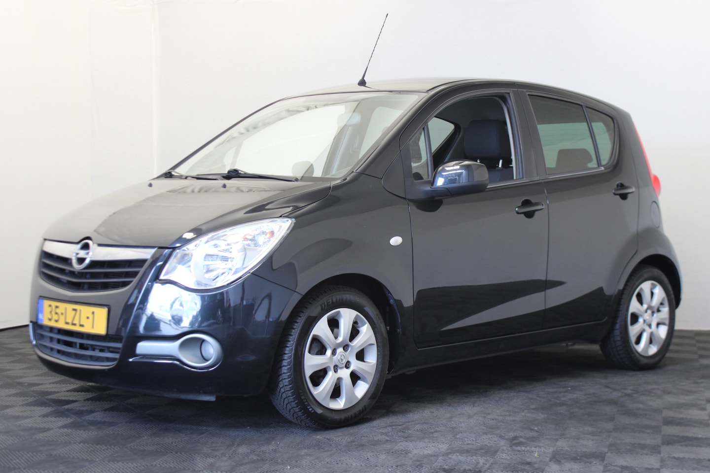 Opel Agila - 1.2 Edition 1.2 Edition - AutoWereld.nl