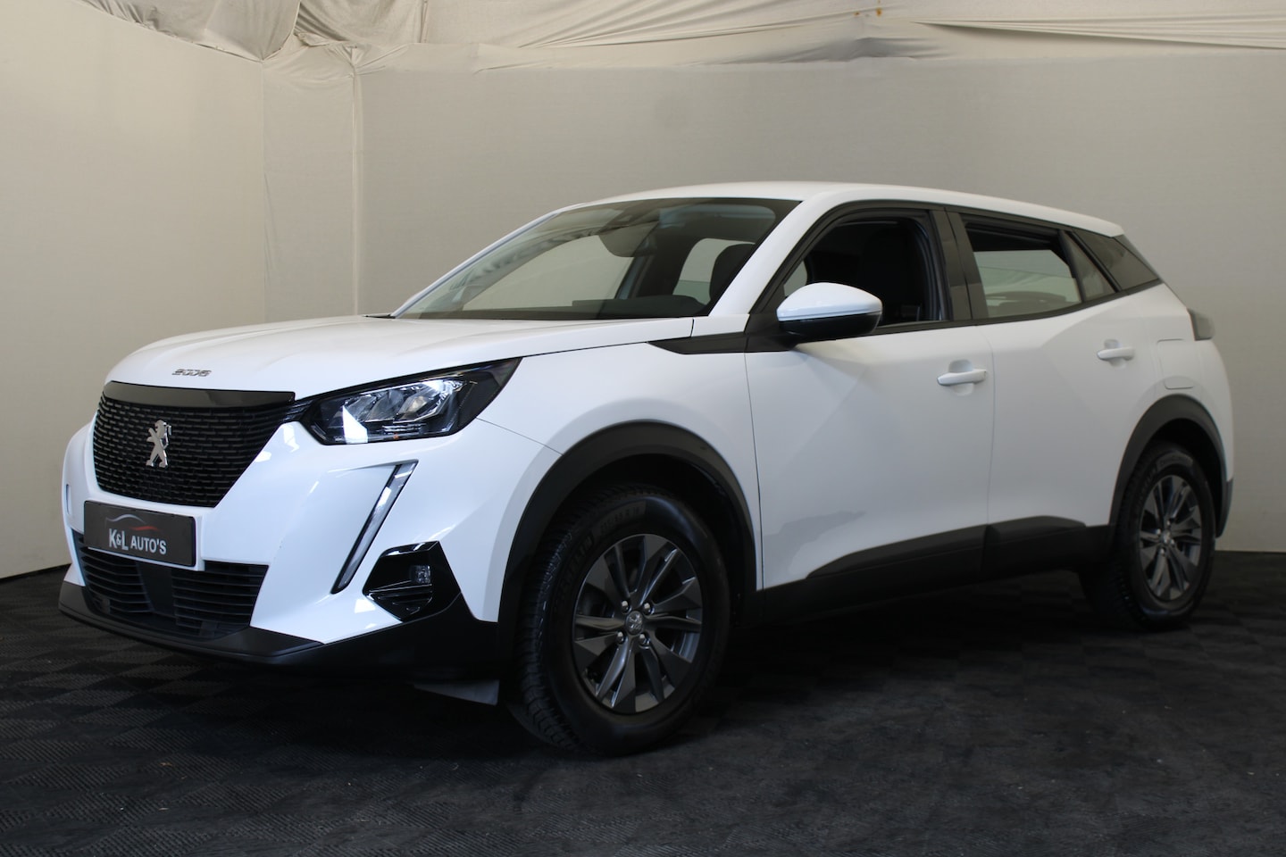 Peugeot 2008 - 1.2 PureTech Active 1.2 PureTech Active - AutoWereld.nl