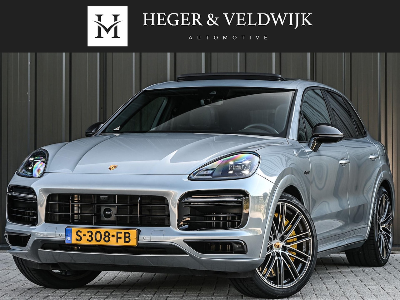 Porsche Cayenne - 3.0 E-Hybrid | NL-Auto | Keramische Remmen | Stoelmassage en -Ventilatie | Carbon Design | - AutoWereld.nl