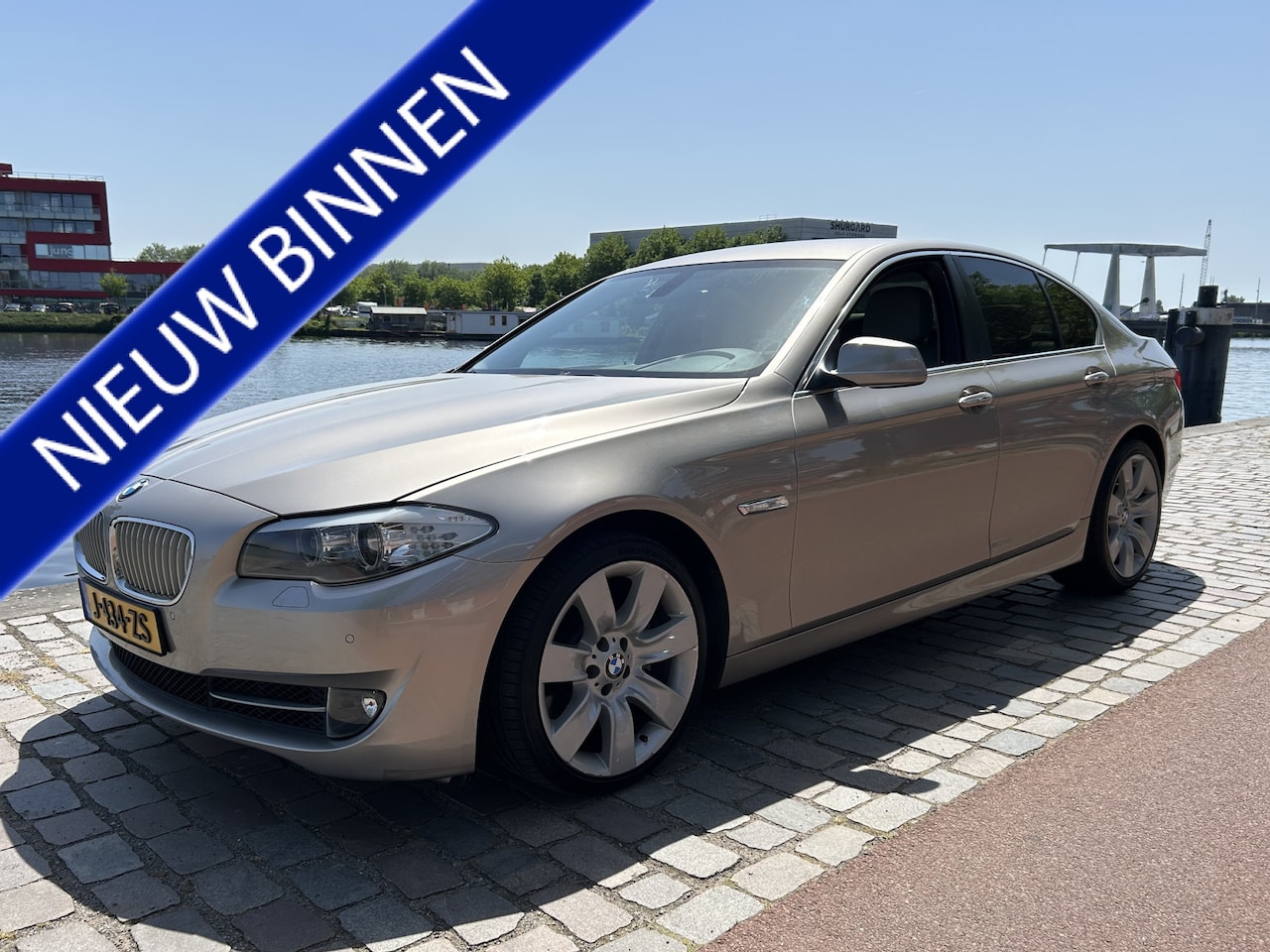 BMW 5-serie Touring - Sedan 535i Upgrade Edition Active Hybride airco/ecc leer - AutoWereld.nl