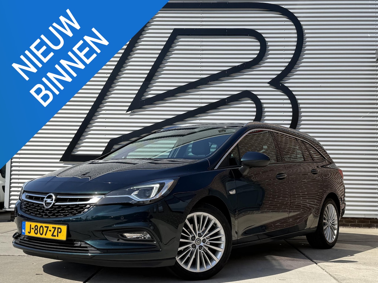 Opel Astra Sports Tourer - 1.4 Innovation Navi|Camera|Opendak|Stoelverwarming|Trekhaak|Carplay|APK tot 12-2026 - AutoWereld.nl