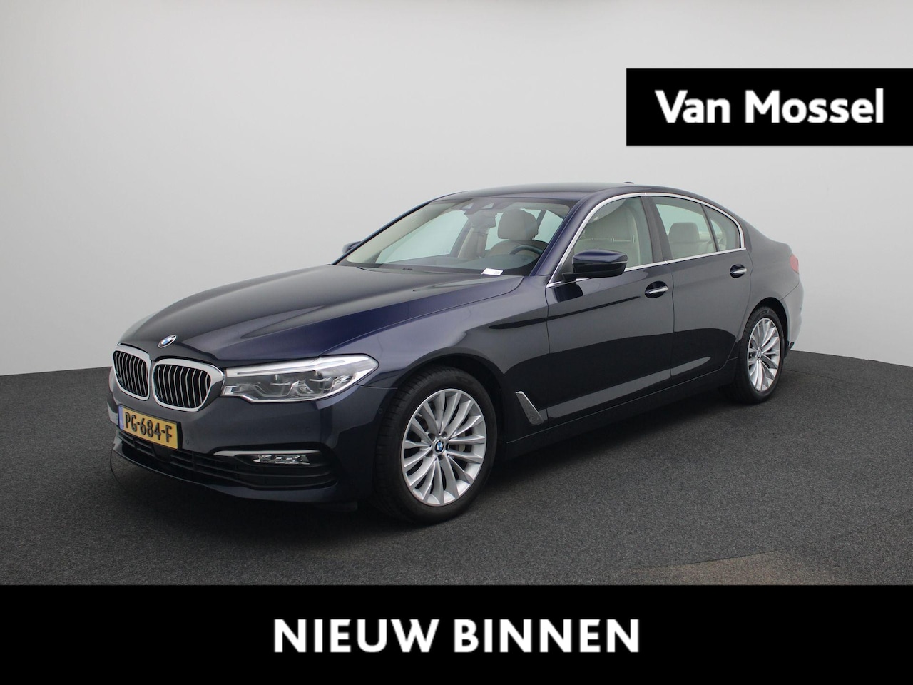 BMW 5-serie - 530i High Executive | Achteruitrijcamera | Parkeersensoren | Stoelverwarming | Lederen Bek - AutoWereld.nl