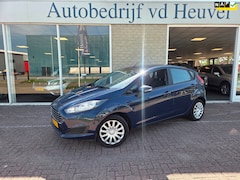 Ford Fiesta - 1.0 Style *Airco*Navi*Bluetooth*USB* Rijklaar
